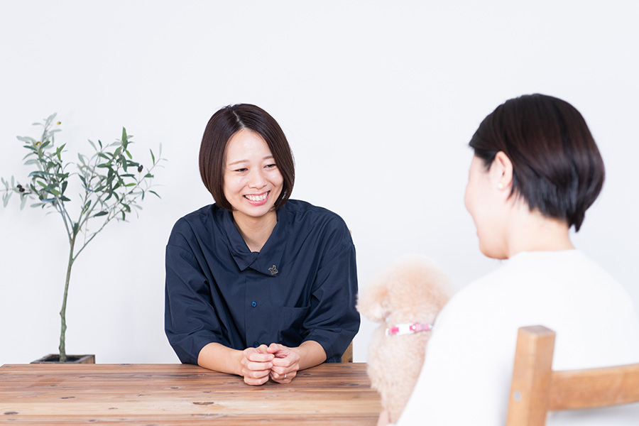 ペットフーディストの食事相談のようす