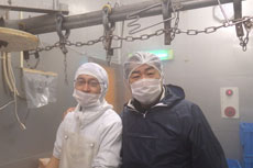 製造から計量・パック詰めまで、すべてが手作業