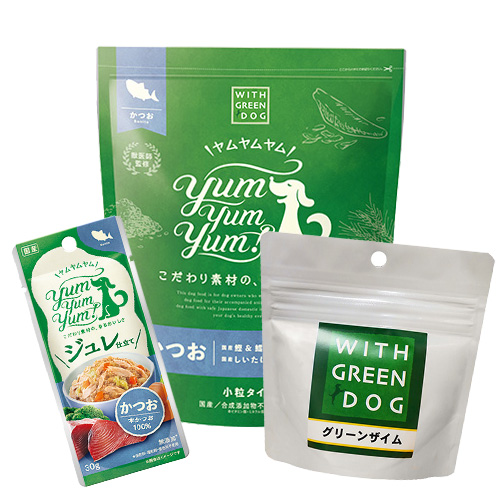 yum yum yum! (ヤムヤムヤム)かつおドライタイプにyum yum yum! (ヤムヤムヤム)ジュレ仕立て かつおをトッピング
