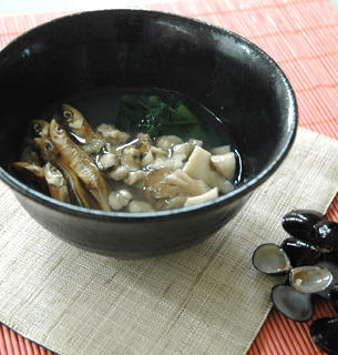しじみと小松菜の味噌汁