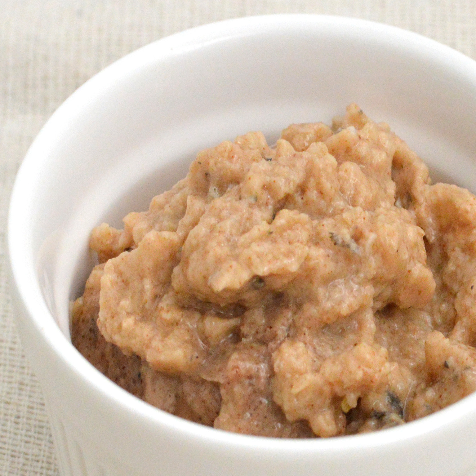 ビオリオーブ　キャット　サーモン・ディッシュ（旧ヘルマン）