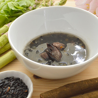 ごぼう香る 鶏レバーと黒米のスープ【数量限定】