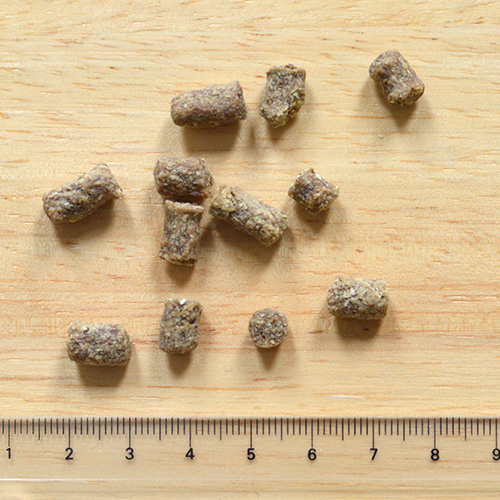 馬肉と25種類のこだわり具材