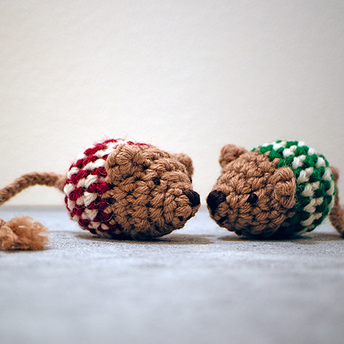 サンタの服着たネズミさん