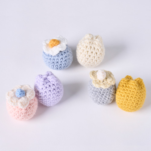 Quilt　お花の編みボール　またたび入り