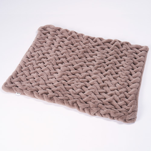 Quilt ケーブルデザインブランケット【数量限定】