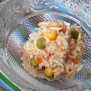 プレミアム ナチュラルグルメ　チキン　エンドウ豆と人参添え