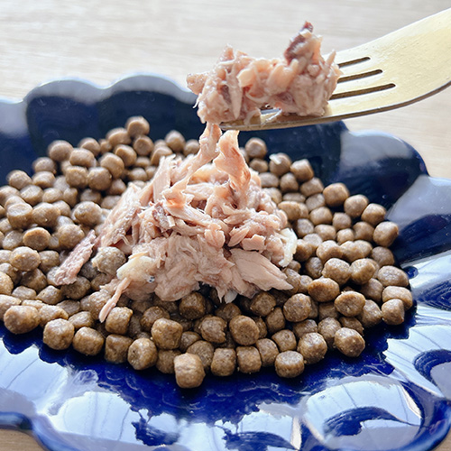 yum yum yum！ うまトロ フレーク　カツオ・マグロ・しらす