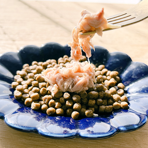 yum yum yum！ うまトロ フレーク　マグロ・ササミ・しらす入り